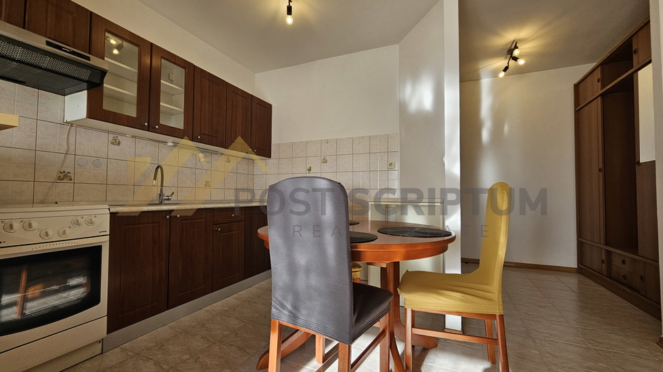 LONG-TERM RENT, ONE BEDROOM SOUTH ORIENTATION