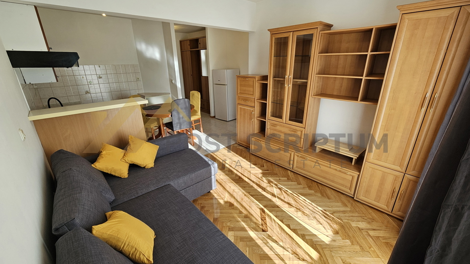 LONG-TERM RENT, ONE BEDROOM SOUTH ORIENTATION