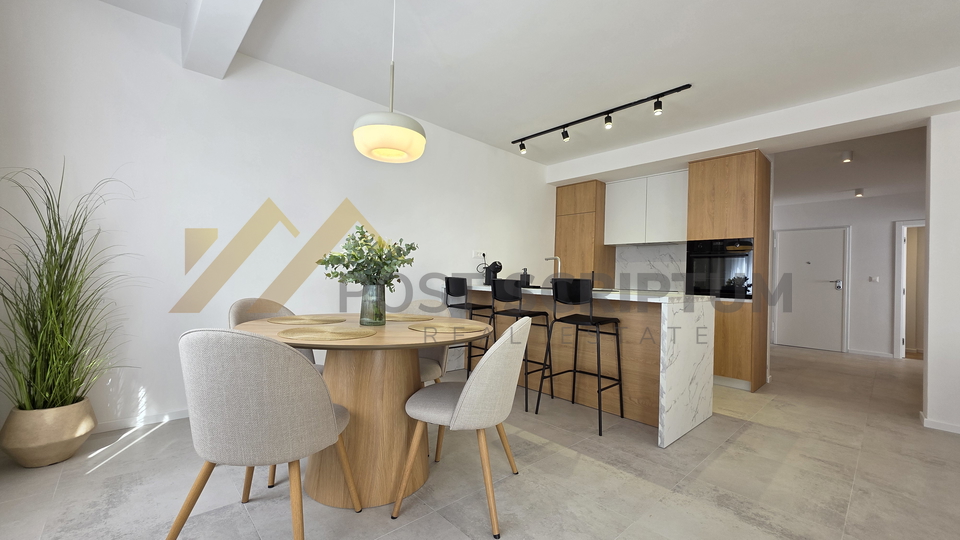 Apartment, 98 m2, For Rent, Makarska