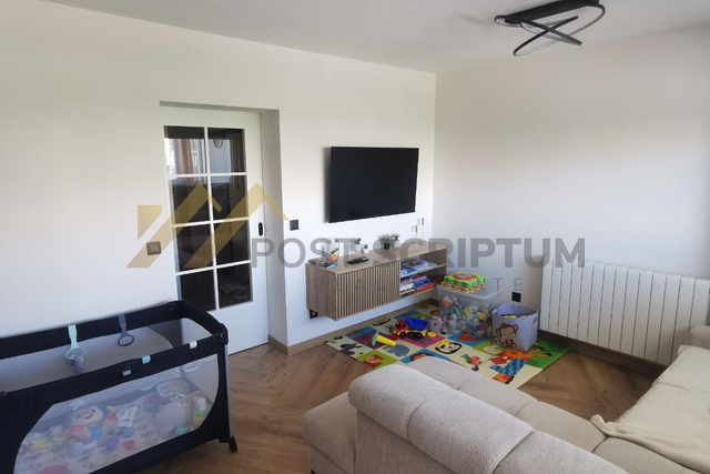 SPLIT 3, KRSTARICA, RENOVIRAN DVOSOBAN