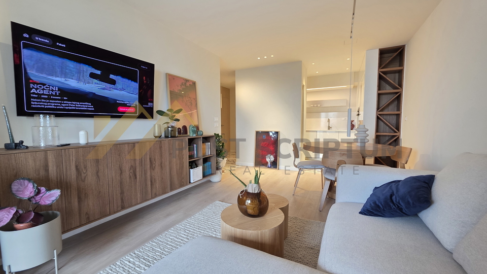 PUJANKE&comma; PREDIVAN TROSOBAN&comma; DUGORO&Ccaron;AN NAJAM