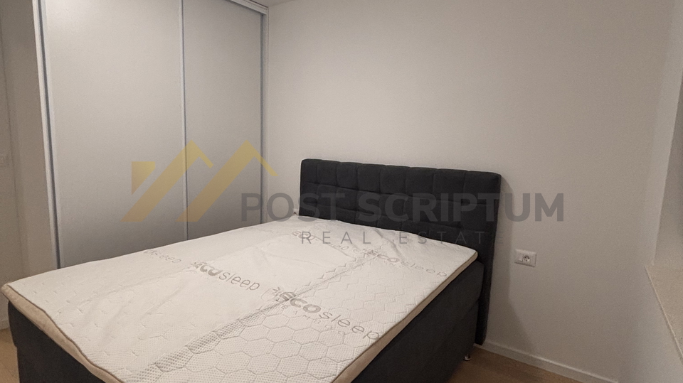 ŽNJAN, DVOSOBAN, PARKING MJESTO U GARAŽI OBJEKTA, PRVO USELJENJE