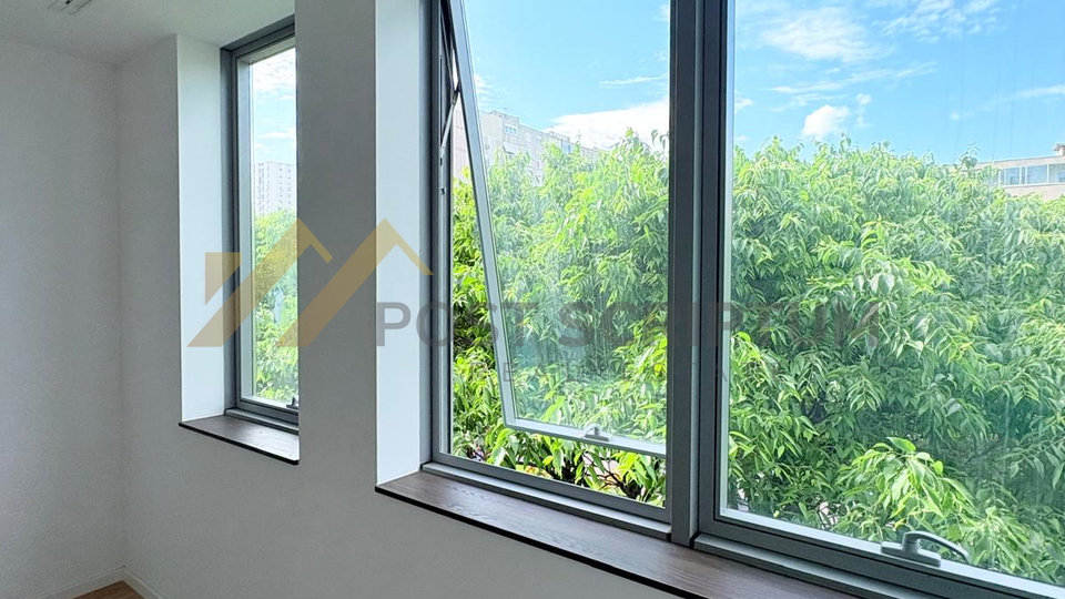BUSINESS SPACE of 63sqm&comma; ATTRACTIVE LOCATION
