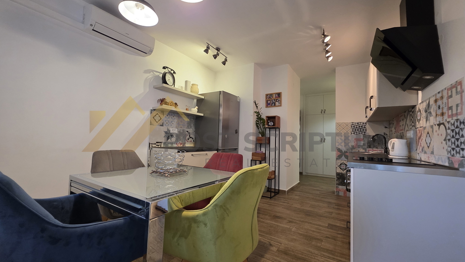 Apartment, 77 m2, For Rent, Split - Bačvice