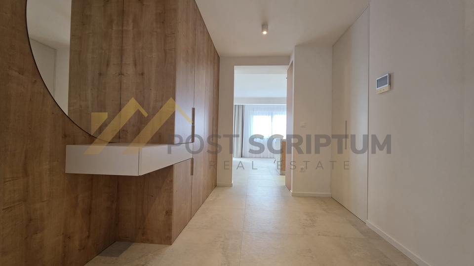 Apartment, 98 m2, For Rent, Makarska