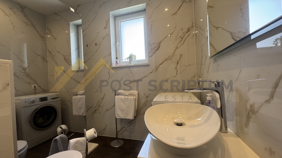 Apartment&comma; 60 m2&comma; For Rent&comma; Split - Manu&scaron;