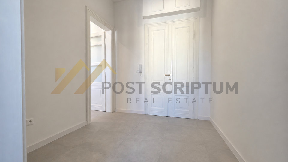 Commercial Property&comma; 34 m2&comma; For Rent&comma; Split - Grad