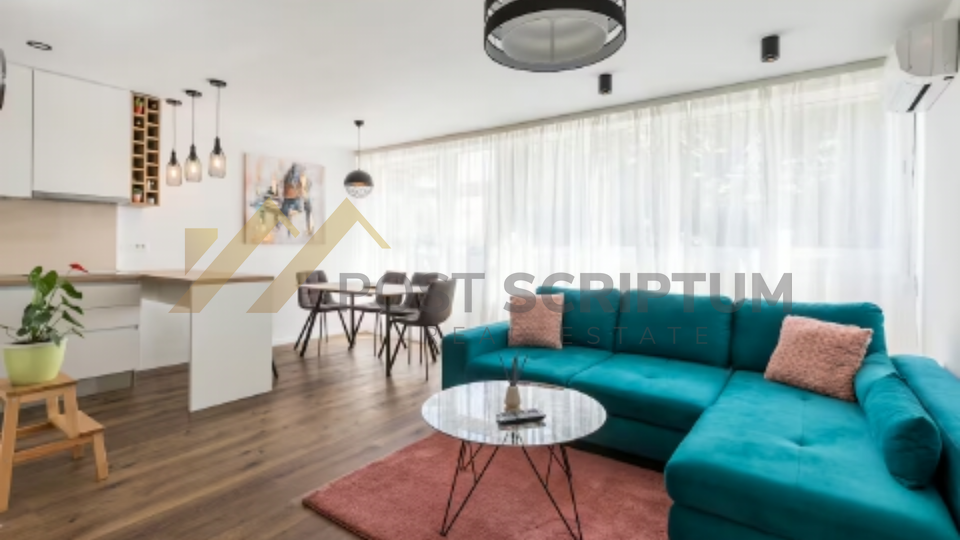 SKALICE, LIJEP DVOSOBAN, DOSTUPAN DO 1.6.2026.