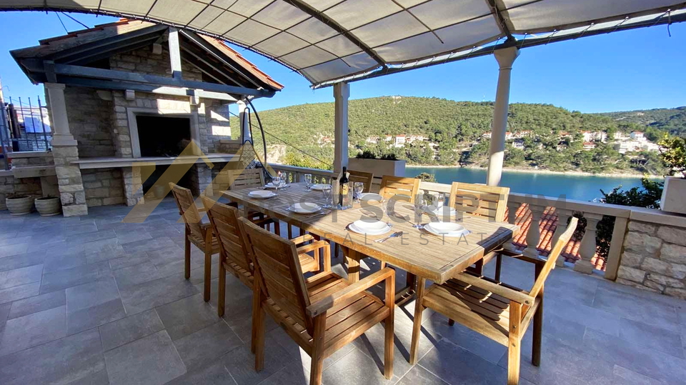 House, 85 m2, For Rent, Pučišća