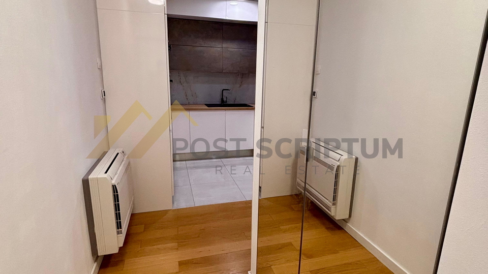 SU&Cacute;IDAR&comma; PRVO USELJENJE&comma; PARKING&comma; DUGORO&Ccaron;AN NAJAM