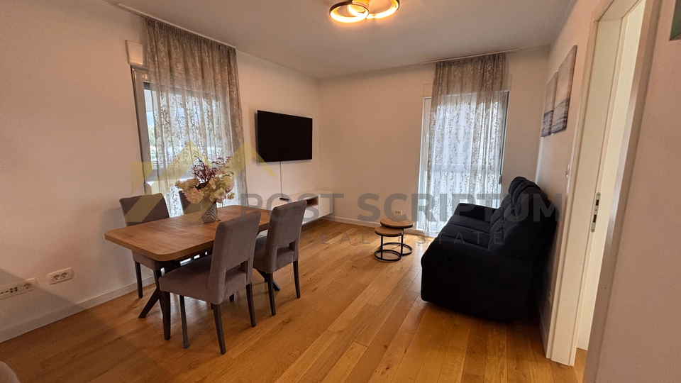 SU&Cacute;IDAR&comma; PRVO USELJENJE&comma; PARKING&comma; DUGORO&Ccaron;AN NAJAM