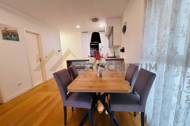 SUĆIDAR, PRVO USELJENJE, PARKING, DUGOROČAN NAJAM