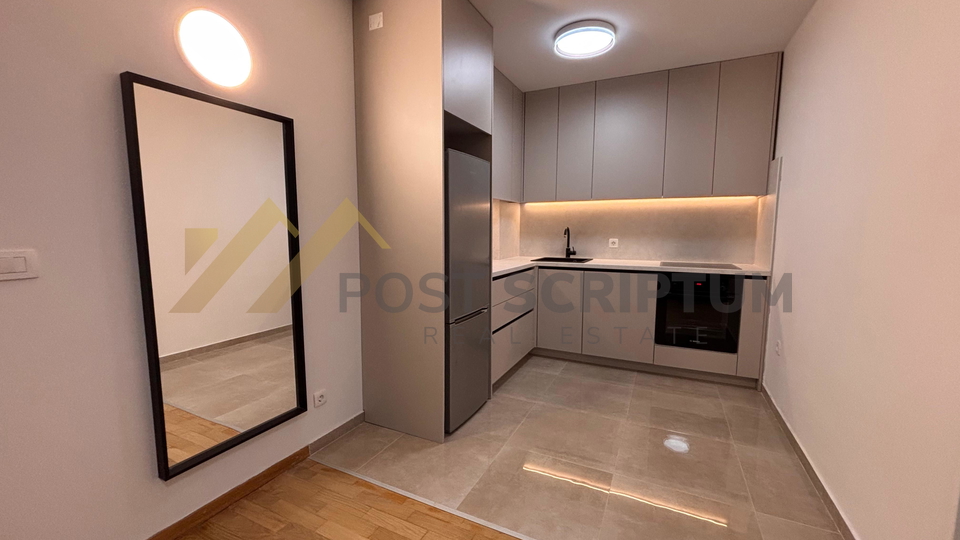 GRAD&comma; NOVOURE&Dstrok;EN JEDNOSOBAN&comma; DUGORO&Ccaron;AN NAJAM