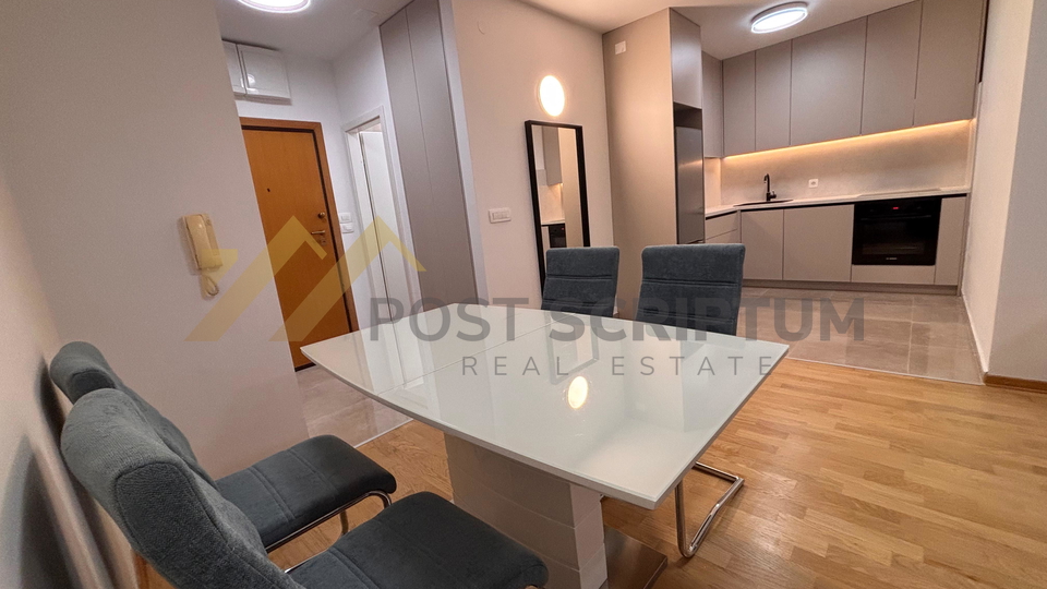 GRAD&comma; NOVOURE&Dstrok;EN JEDNOSOBAN&comma; DUGORO&Ccaron;AN NAJAM