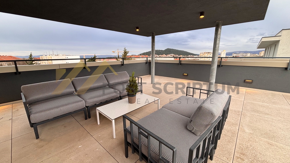 BOL&comma; NOVOURE&Dstrok;EN DVOSOBAN&comma; PENTHOUSE&comma; PARKING&comma; DUGORO&Ccaron;AN NAJAM