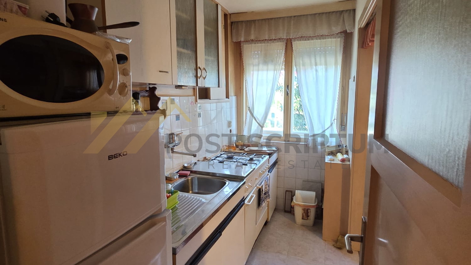 SKALICE&comma; DVOSOBAN FUNKCIONALNOG RASPOREDA