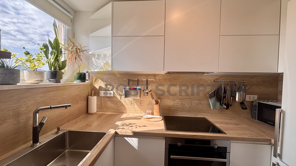 GRAD&comma; DUGORO&Ccaron;AN NAJAM&comma; CIJENA S UKLJU&Ccaron;ENIM RE&Zcaron;IJAMA