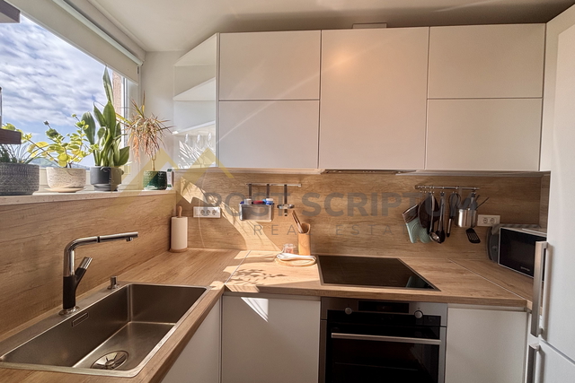 GRAD, DUGOROČAN NAJAM, CIJENA S UKLJUČENIM REŽIJAMA