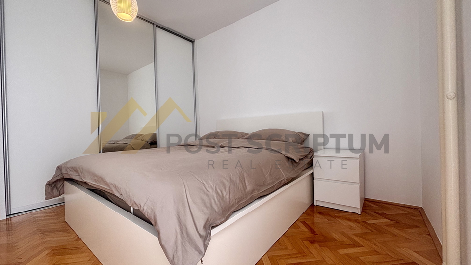 BLATINE&comma; PREDIVAN DVOSOBAN STAN&comma; DUGORO&Ccaron;AN NAJAM