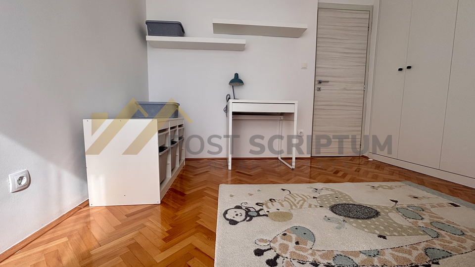 BLATINE&comma; PREDIVAN DVOSOBAN STAN&comma; DUGORO&Ccaron;AN NAJAM