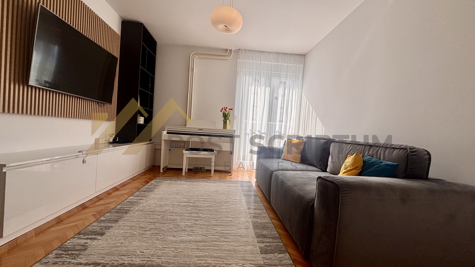 BLATINE&comma; PREDIVAN DVOSOBAN STAN&comma; DUGORO&Ccaron;AN NAJAM