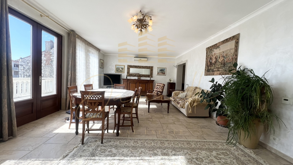 House, 400 m2, For Sale, Umag