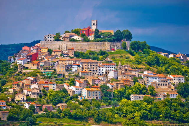 Atraktivno Zemljište Motovun