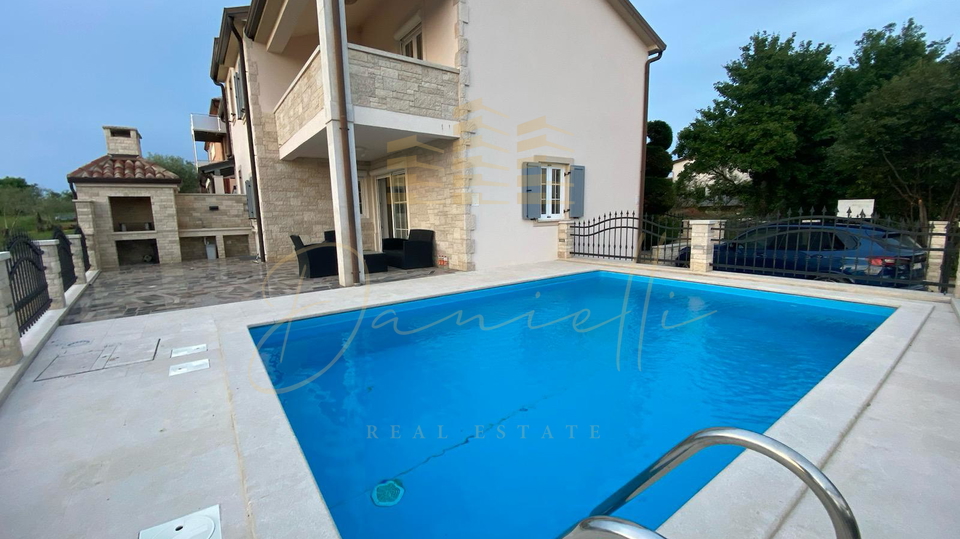 Casa&comma; 150 m2&comma; Vendita&comma; Umag - Lovre&ccaron;ica