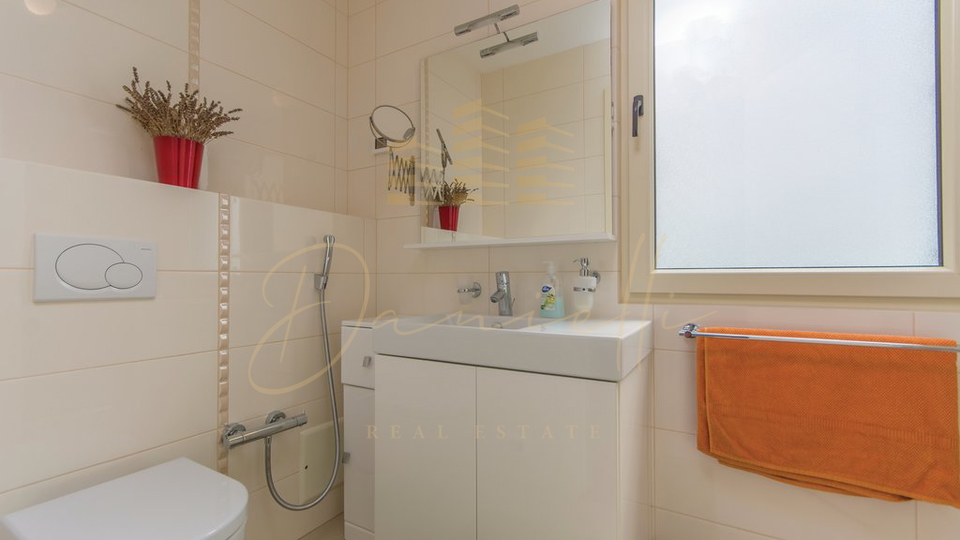 Casa, 230 m2, Vendita, Novigrad