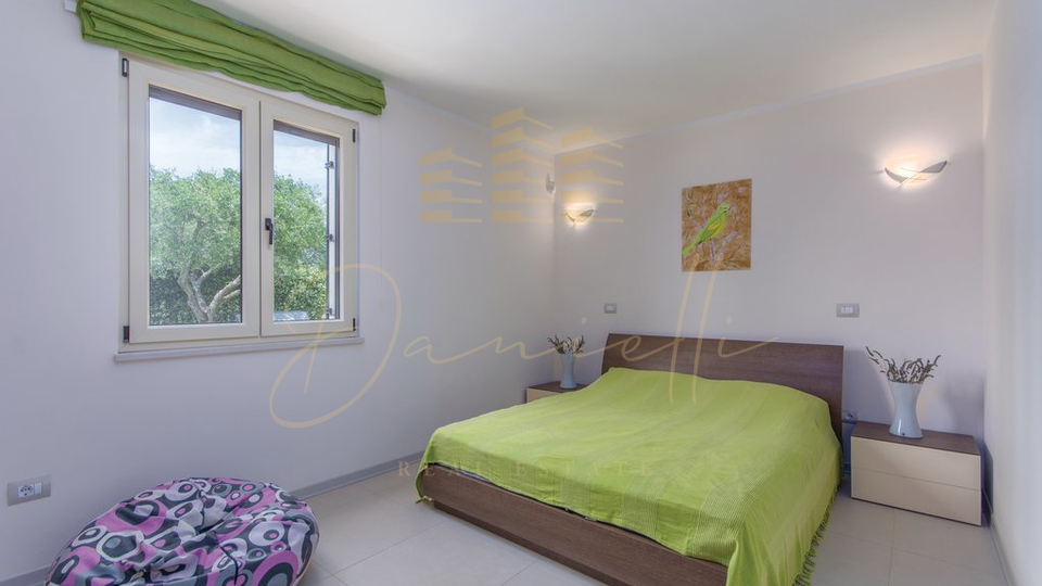 Casa, 230 m2, Vendita, Novigrad