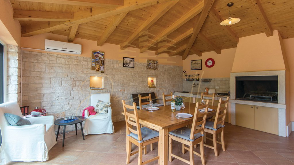 Casa, 230 m2, Vendita, Novigrad