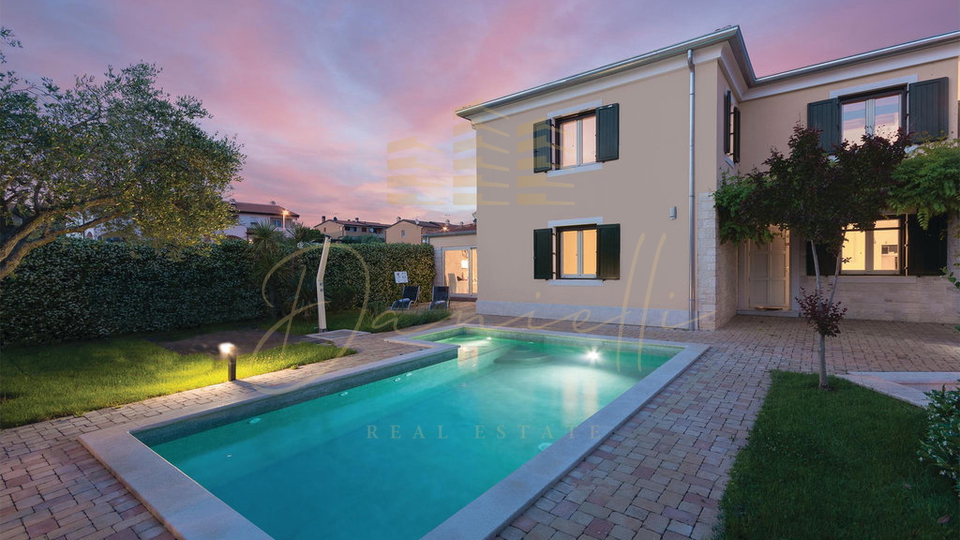 Casa, 230 m2, Vendita, Novigrad
