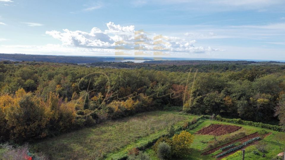 Atraktivno Gra&dstrok;evinsko zemlji&scaron;te