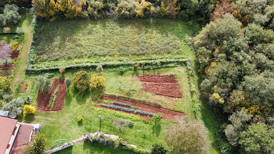 Atraktivno Gra&dstrok;evinsko zemlji&scaron;te