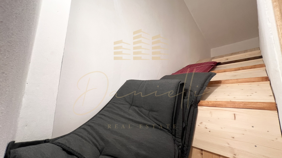 Haus, 100 m2, Verkauf, Novigrad