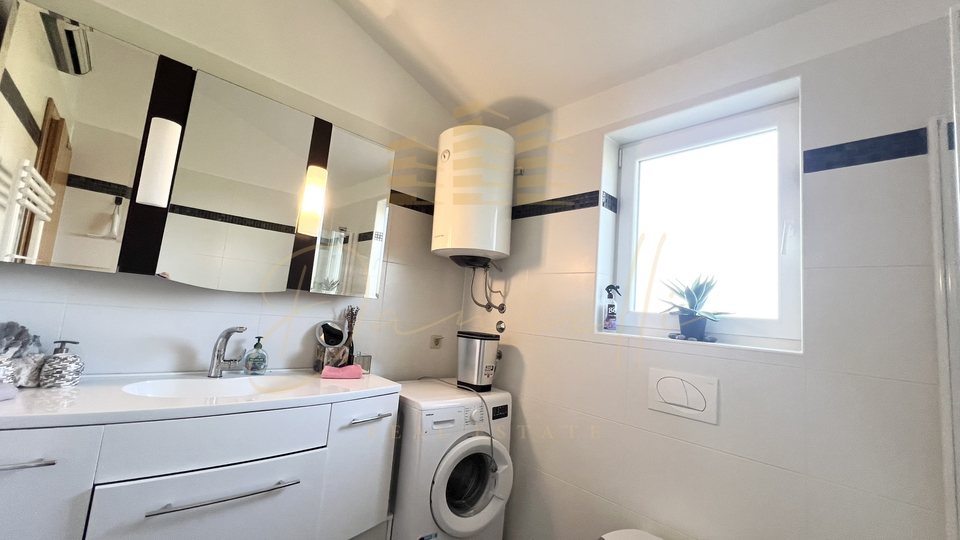 Haus, 100 m2, Verkauf, Novigrad