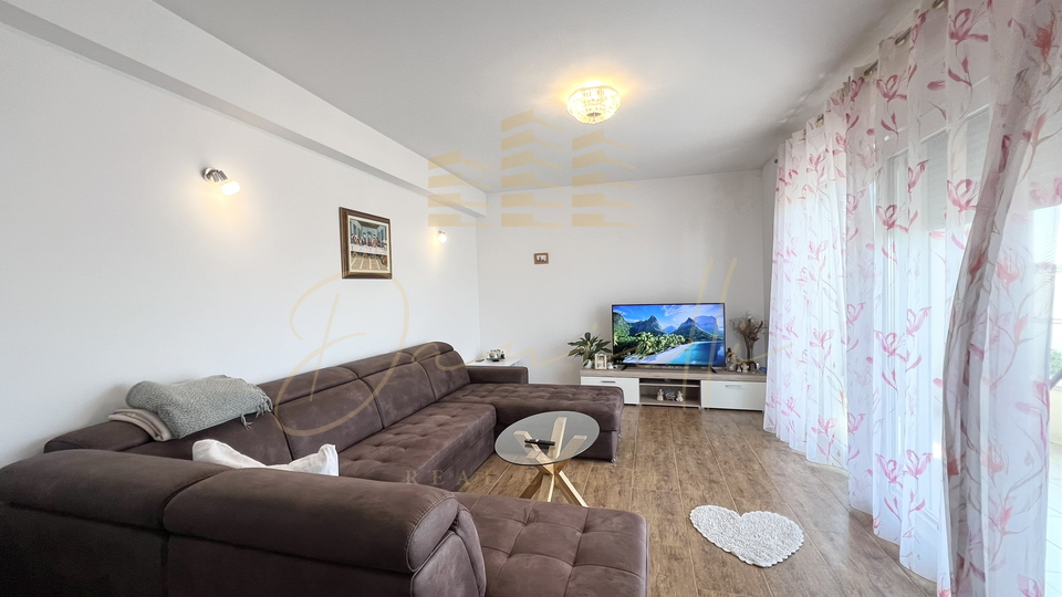 Apartment, 120 m2, For Sale, Novigrad