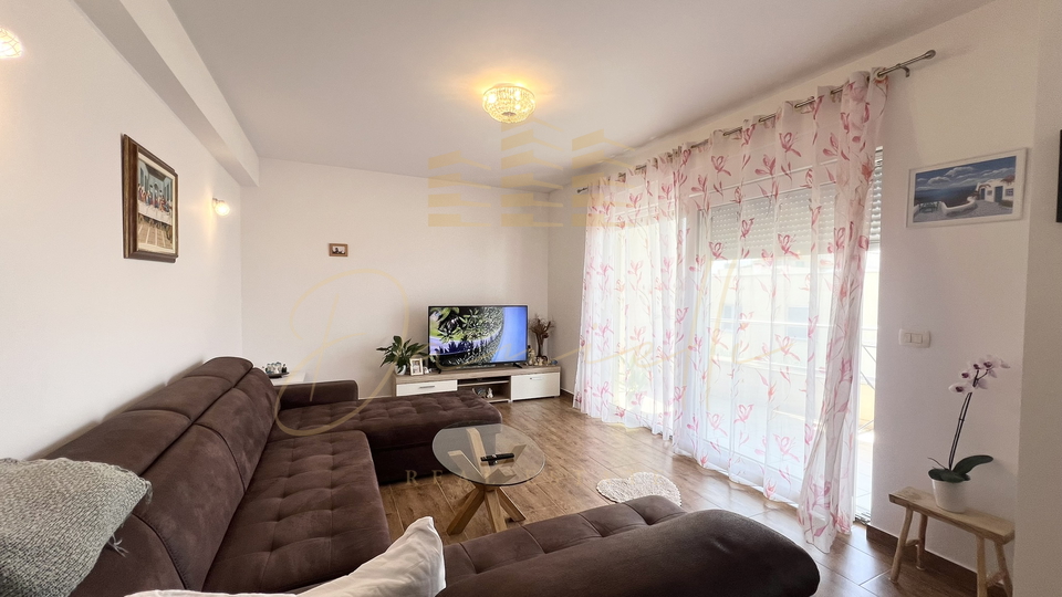 Apartment, 120 m2, For Sale, Novigrad