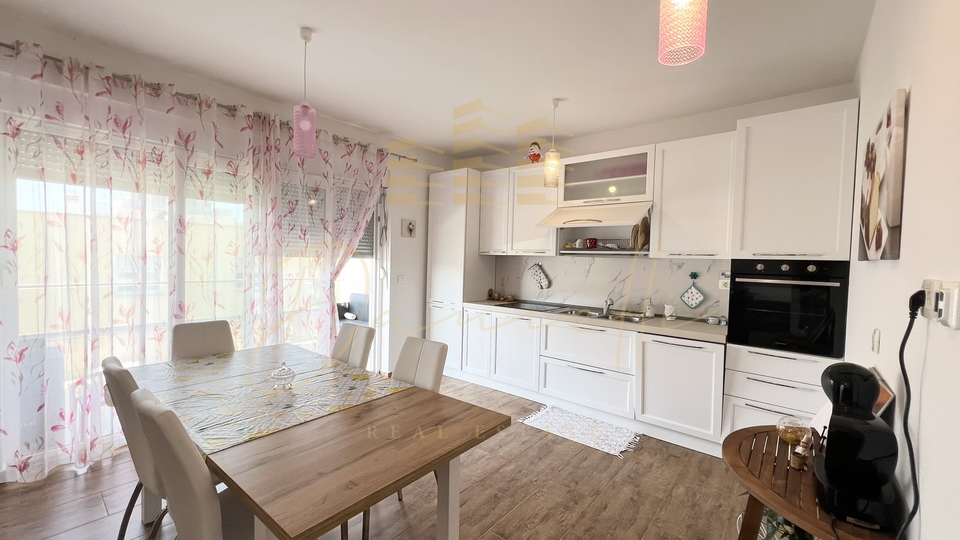 Apartment, 120 m2, For Sale, Novigrad