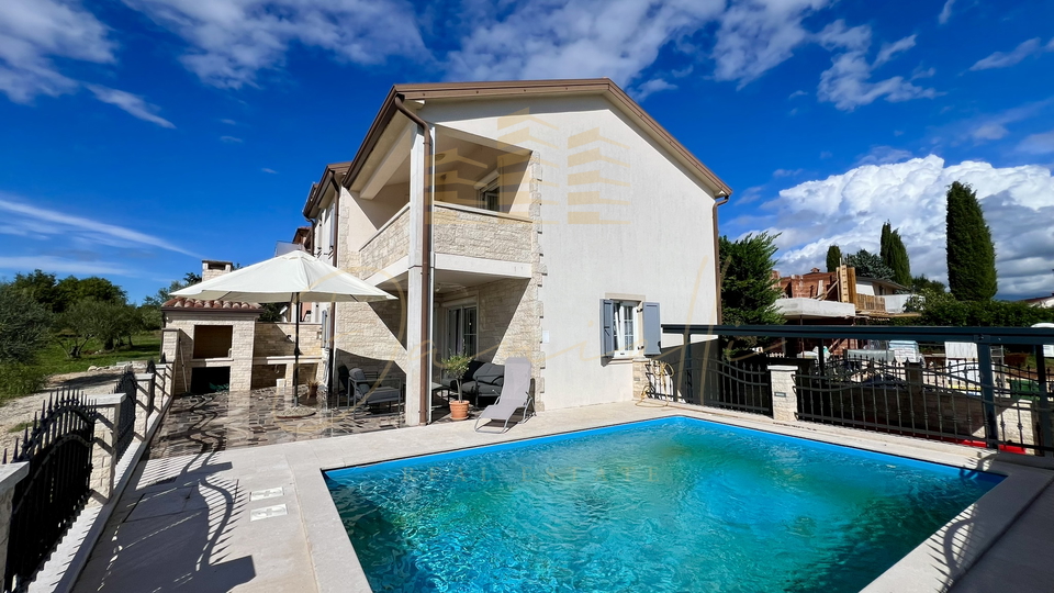 Ku&cacute;a&comma; 150 m2&comma; Prodaja&comma; Umag - Lovre&ccaron;ica