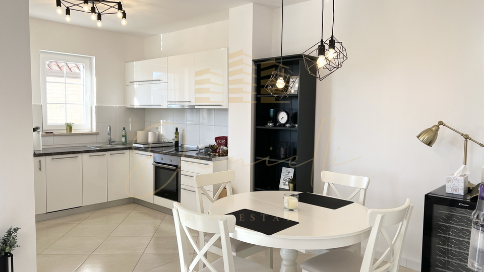 Casa&comma; 150 m2&comma; Vendita&comma; Umag - Lovre&ccaron;ica