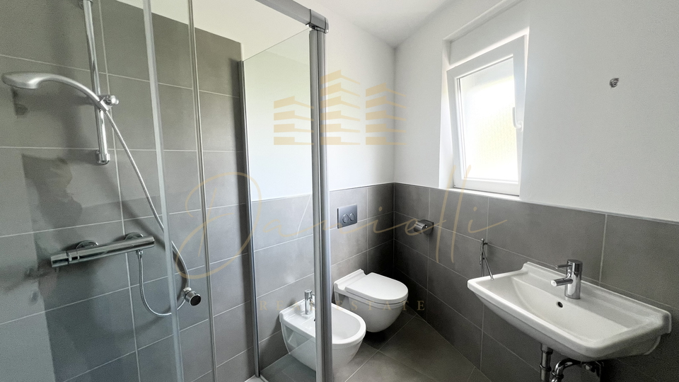 For Sale – Seaside Apartment with Garden and Sea View, Novigrad
