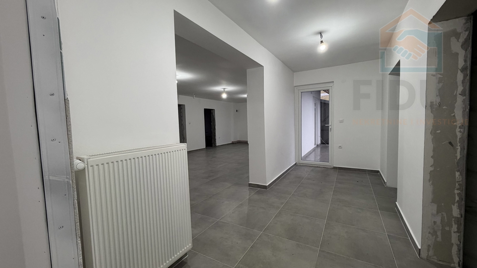 Apartment&comma; 115 m2&comma; For Sale&comma; Livana