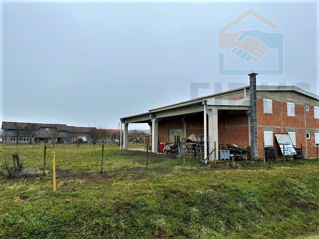 Poslovni prostor (hala + uredi) - Josipovac