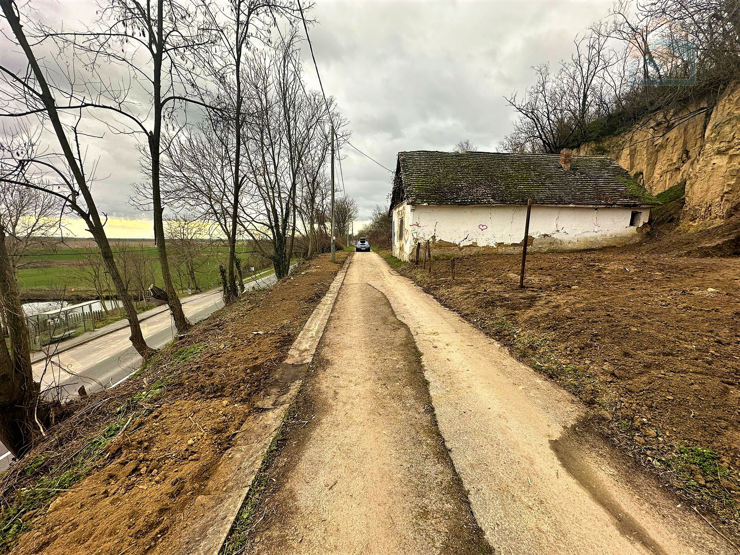 Zemljište za vikendice - Zmajevac