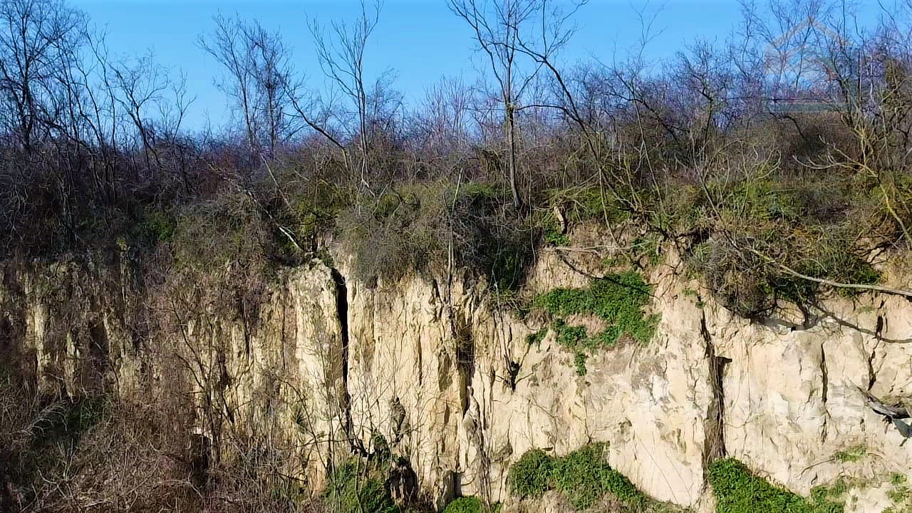 Zemljište za vikendice - Zmajevac