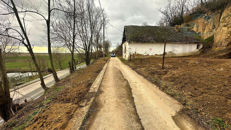 Terreno&comma; 732 m2&comma; Vendita&comma; Zmajevac