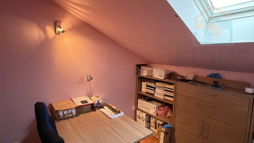 Apartment&comma; 64 m2&comma; For Sale&comma; Osijek - Retfala