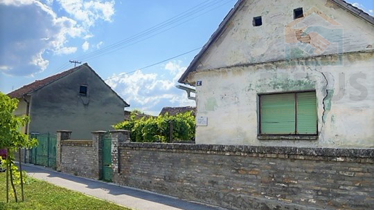 Haus, 4641 m2, Verkauf, Beli Manastir