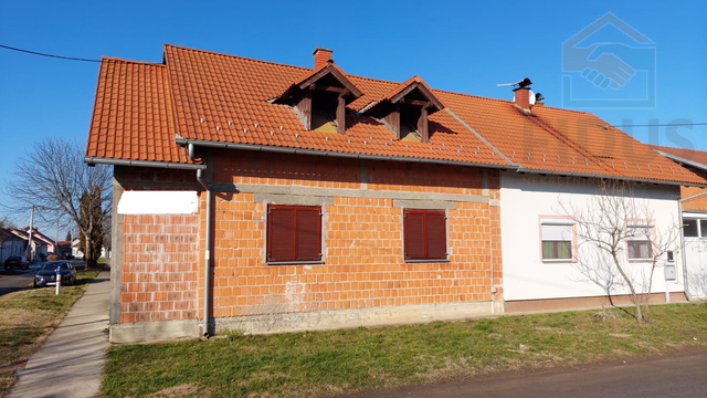 Haus, 213 m2, Verkauf, Vukovar - Borovo Naselje